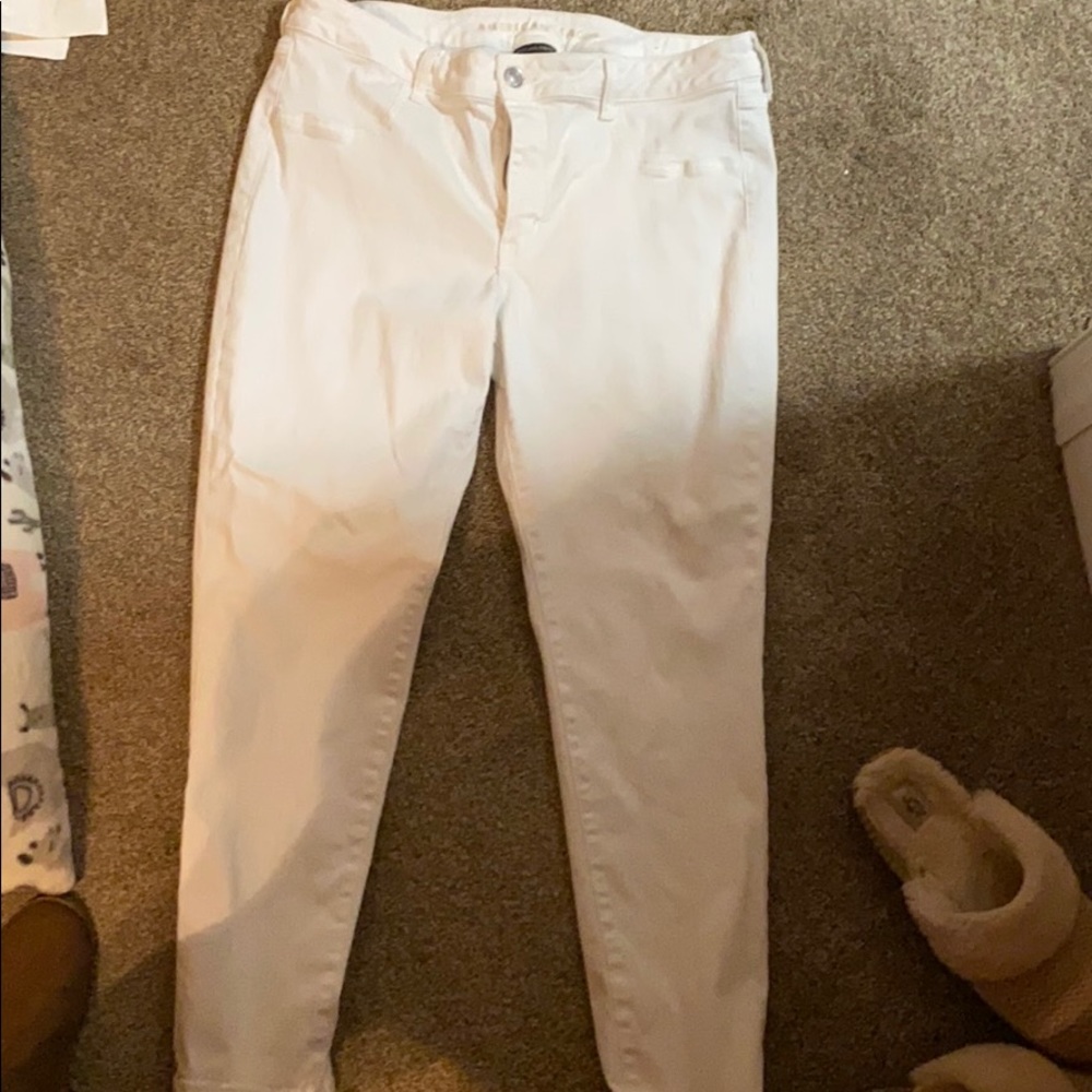 American eagle white jeggings